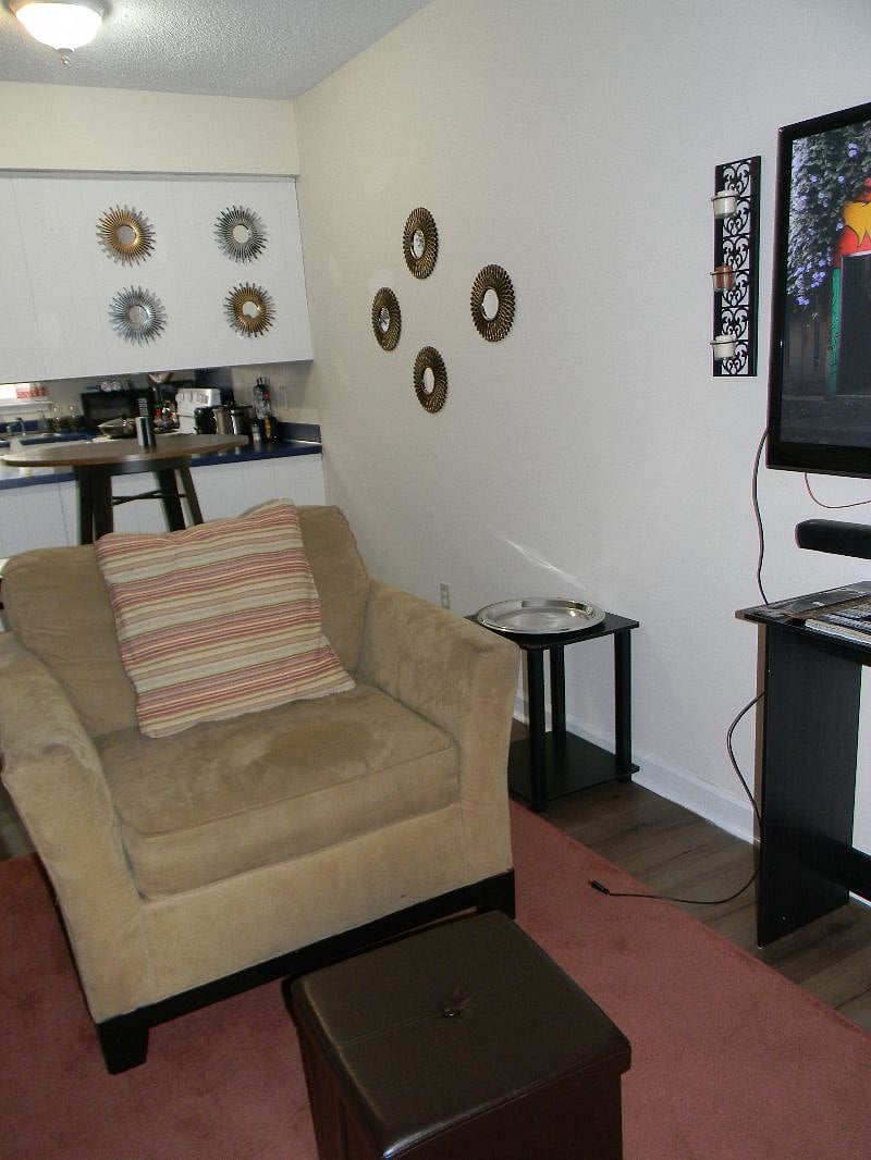 Furnished Finder property 329215_1 photo 16
