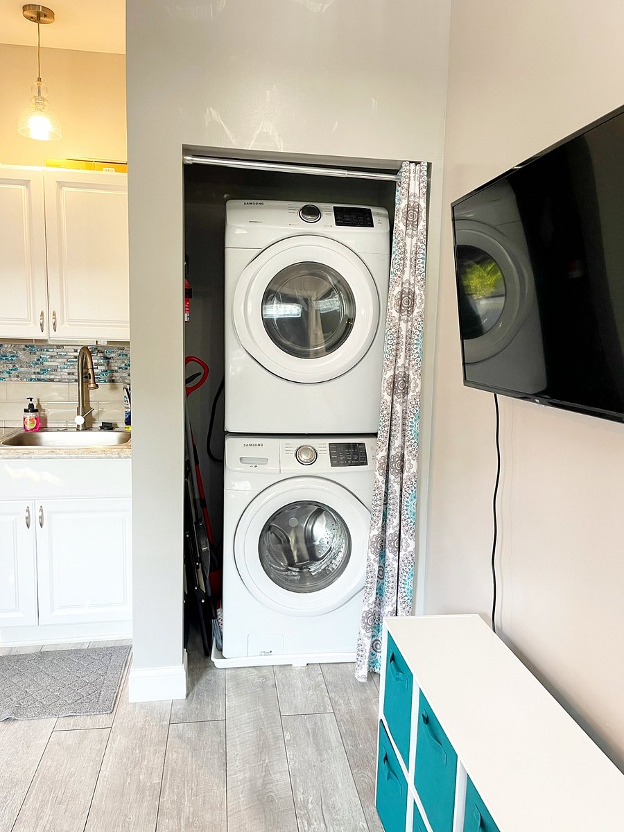 Full size, in-unit washer and dryer