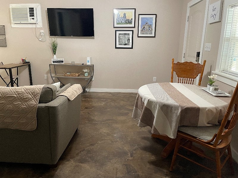 Furnished Finder property 329239_1 photo 2
