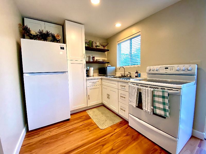 Furnished Finder property 329303_1 photo 6