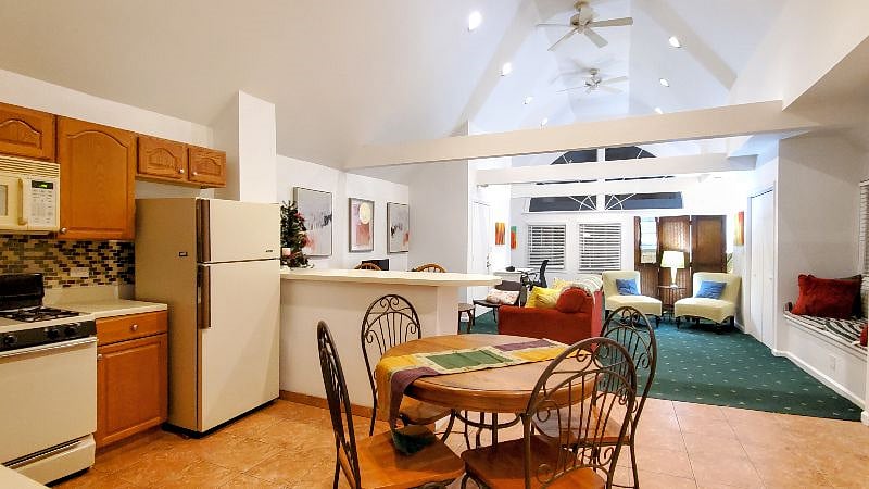 Furnished Finder property 329347_1 photo 3