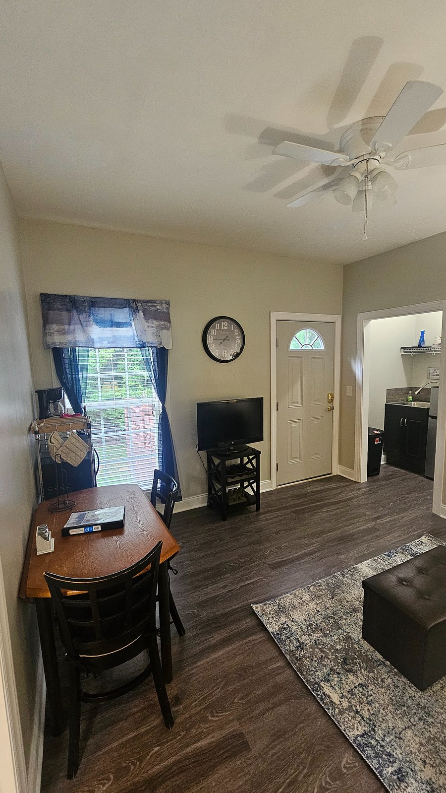 Furnished Finder property 329362_1 photo 6
