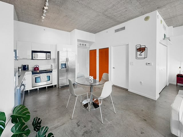 Furnished Finder property 329370_1 photo 4