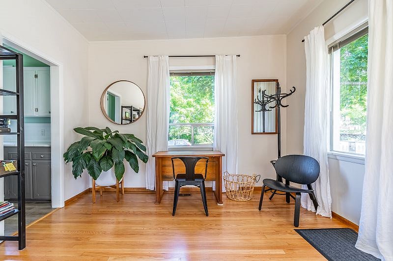 Furnished Finder property 329376_1 photo 6