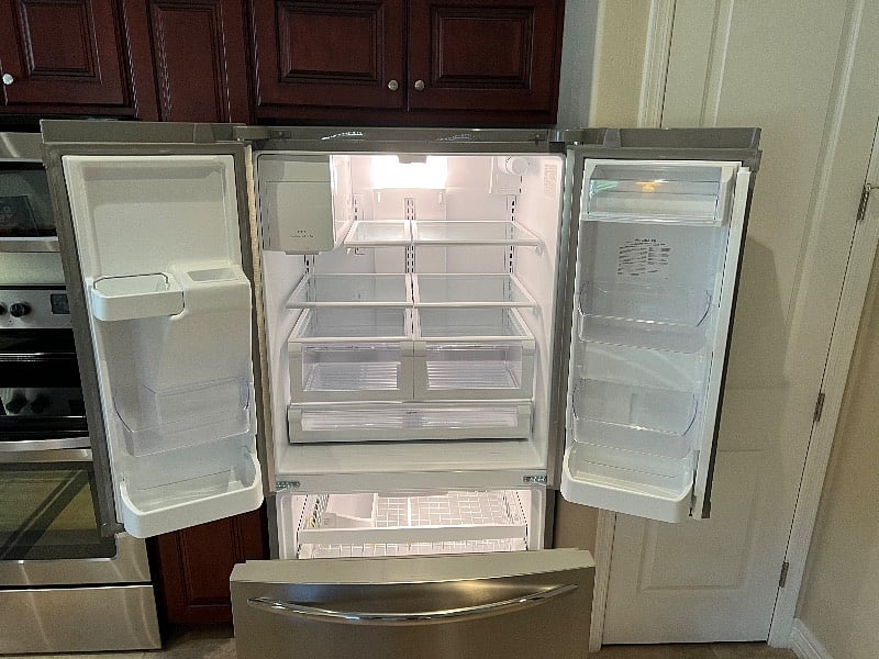 Full size refrigerator with ice maker