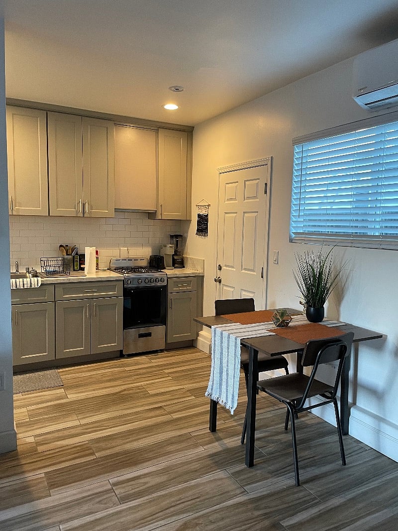 Furnished Finder property 329413_1 photo 7