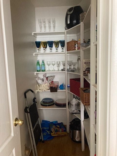 Walk-in Pantry