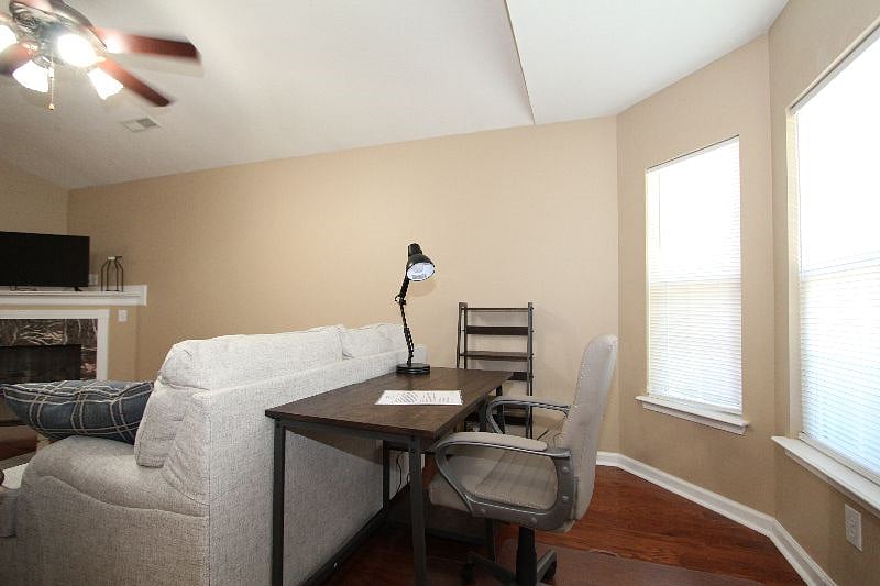 Furnished Finder property 329518_1 photo 3