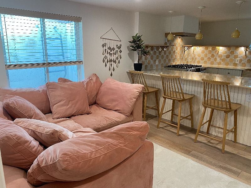 Furnished Finder property 329536_1 photo 20