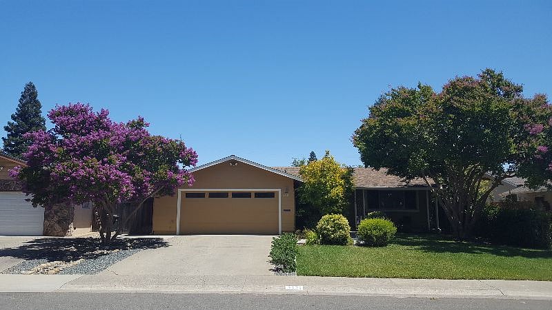 Furnished Finder property 329588_1 photo 12