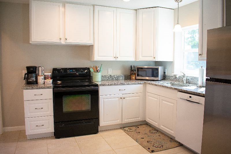 Furnished Finder property 329602_1 photo 5