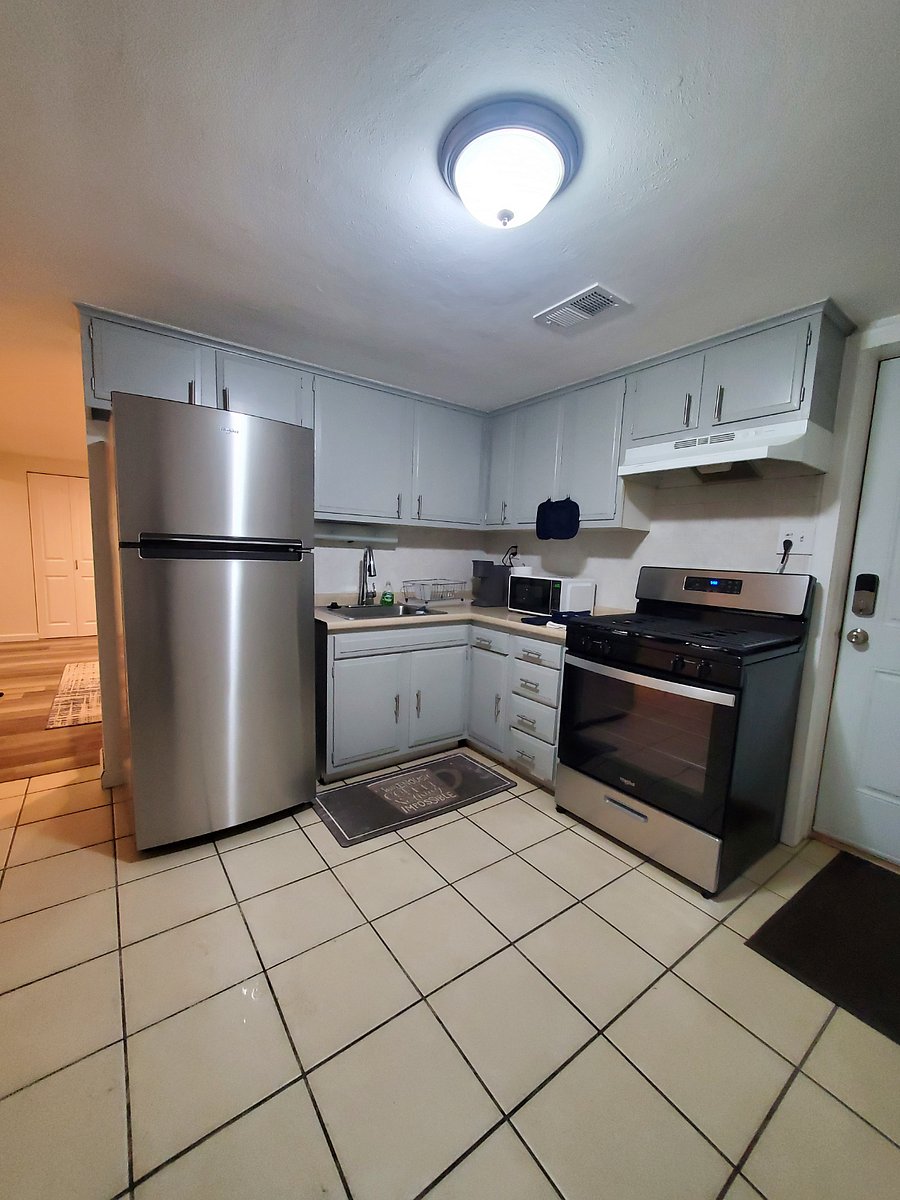 Furnished Finder property 329610_1 photo 7