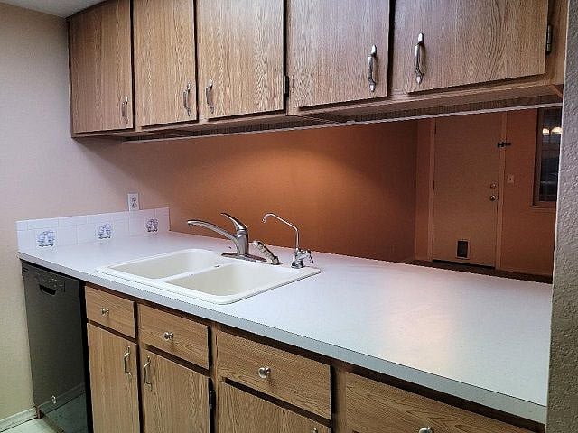 Furnished Finder property 329655_1 photo 5