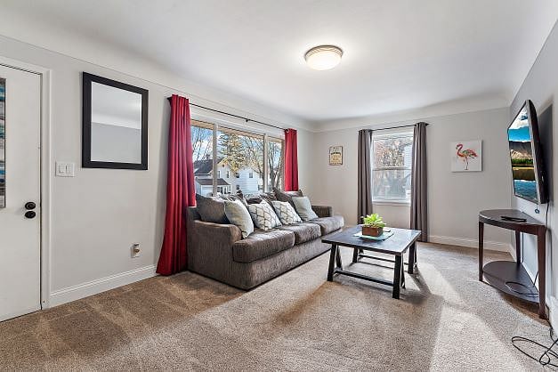 Furnished Finder property 329656_1 photo 11