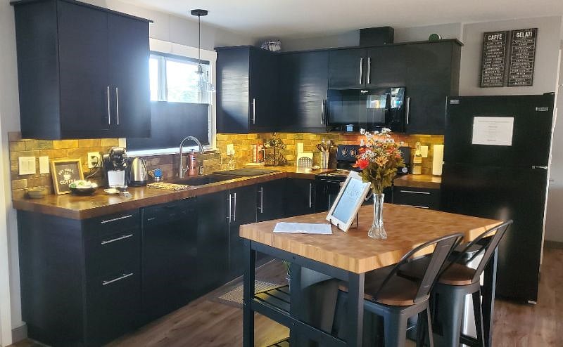 Furnished Finder property 329725_1 photo 1