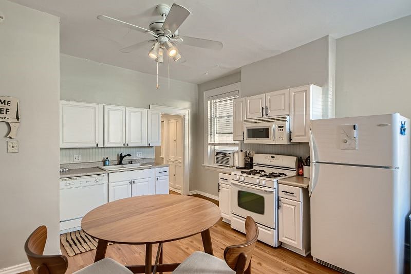 Furnished Finder property 329738_1 photo 3