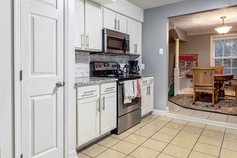 Kitchen and dining room with lots of storage