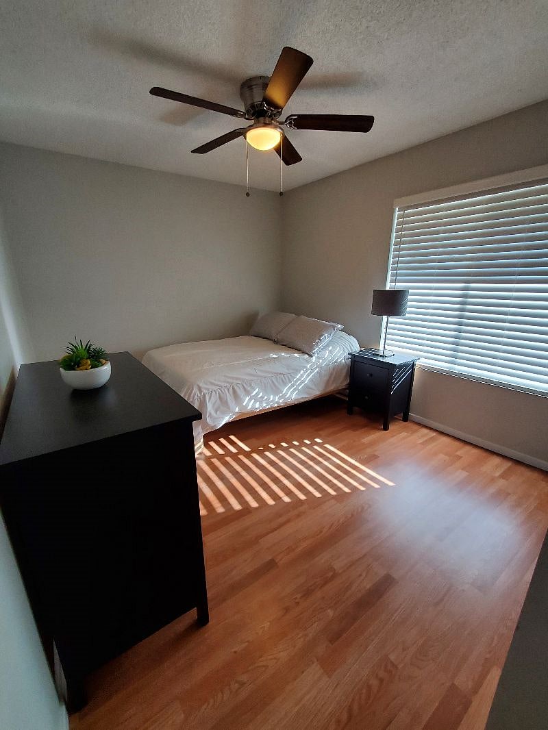 Bedroom #1