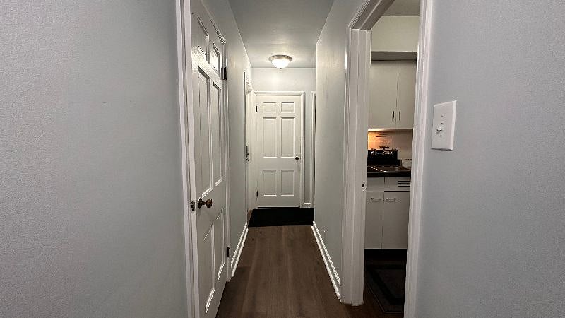 Well light hallway with three way switches