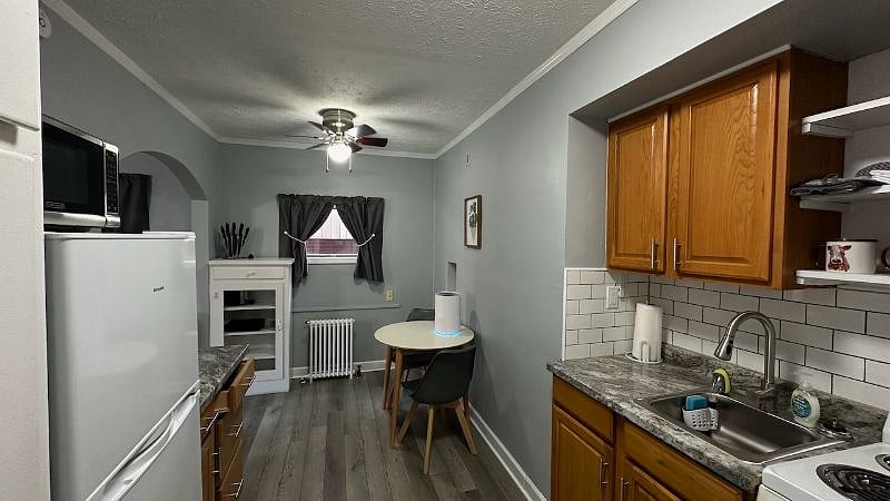 Furnished Finder property 329839_2 photo 3