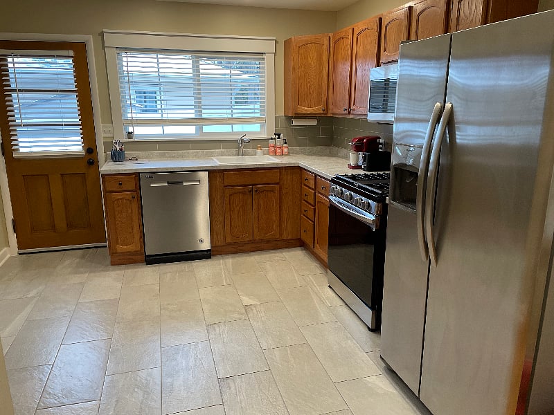 Furnished Finder property 330001_1 photo 3