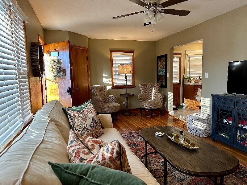 Furnished Finder property 330001_1 photo 19