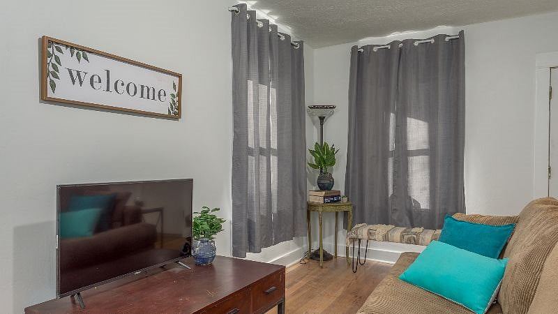 Furnished Finder property 330041_1 photo 3