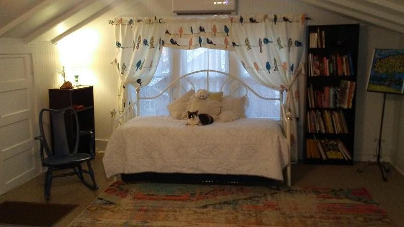 Furnished Finder property 330063_1 photo 3