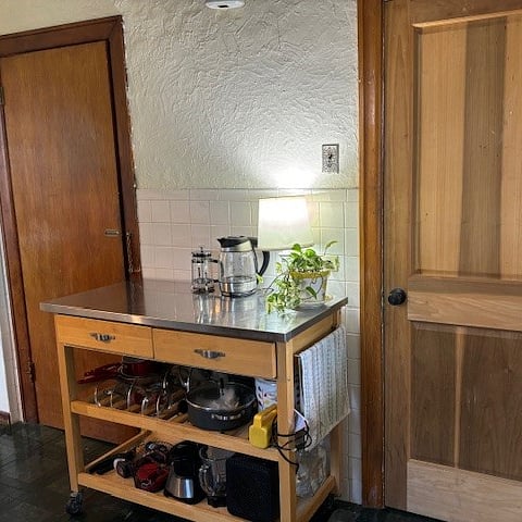 Furnished Finder property 330063_2 photo 18