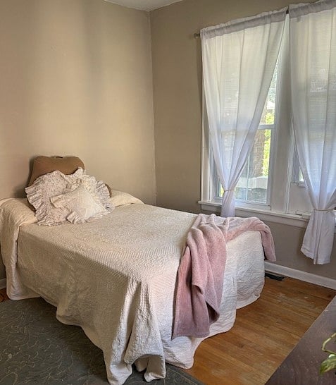 Front bedroom.