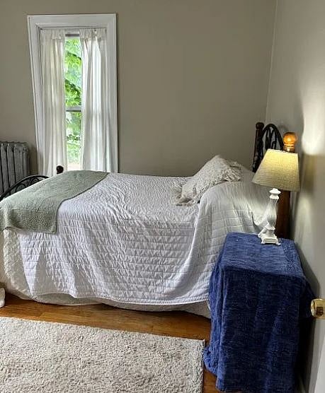 Back bedroom.