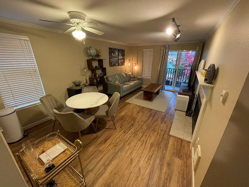 Furnished Finder property 330106_1 photo 4