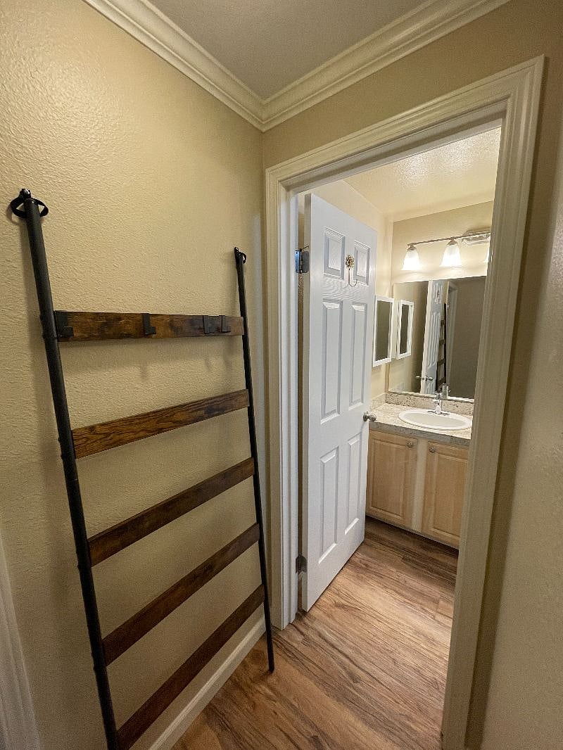 Furnished Finder property 330106_1 photo 15