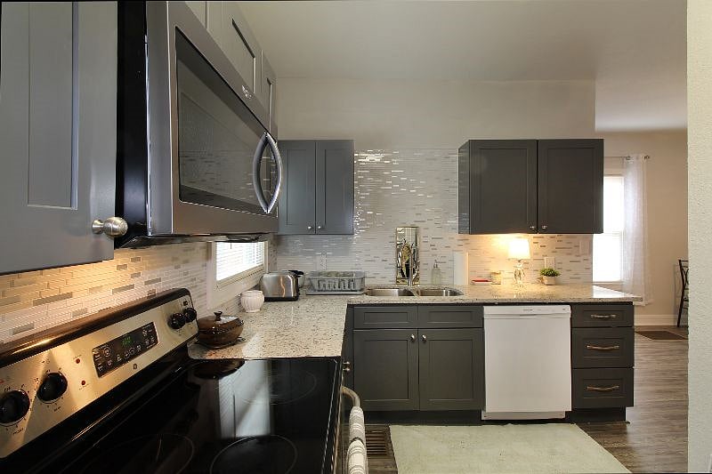 Furnished Finder property 330138_1 photo 10