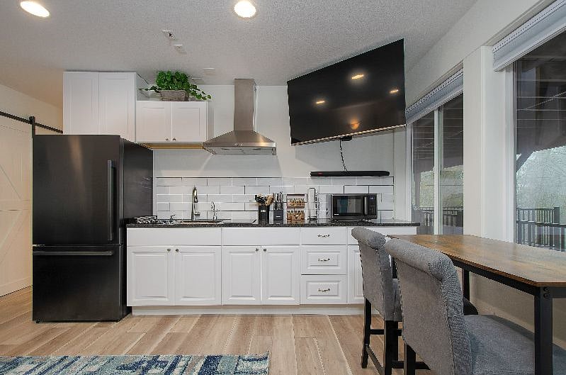 Furnished Finder property 330191_1 photo 3