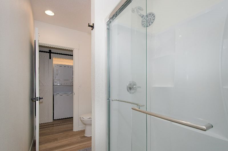 Furnished Finder property 330191_1 photo 12
