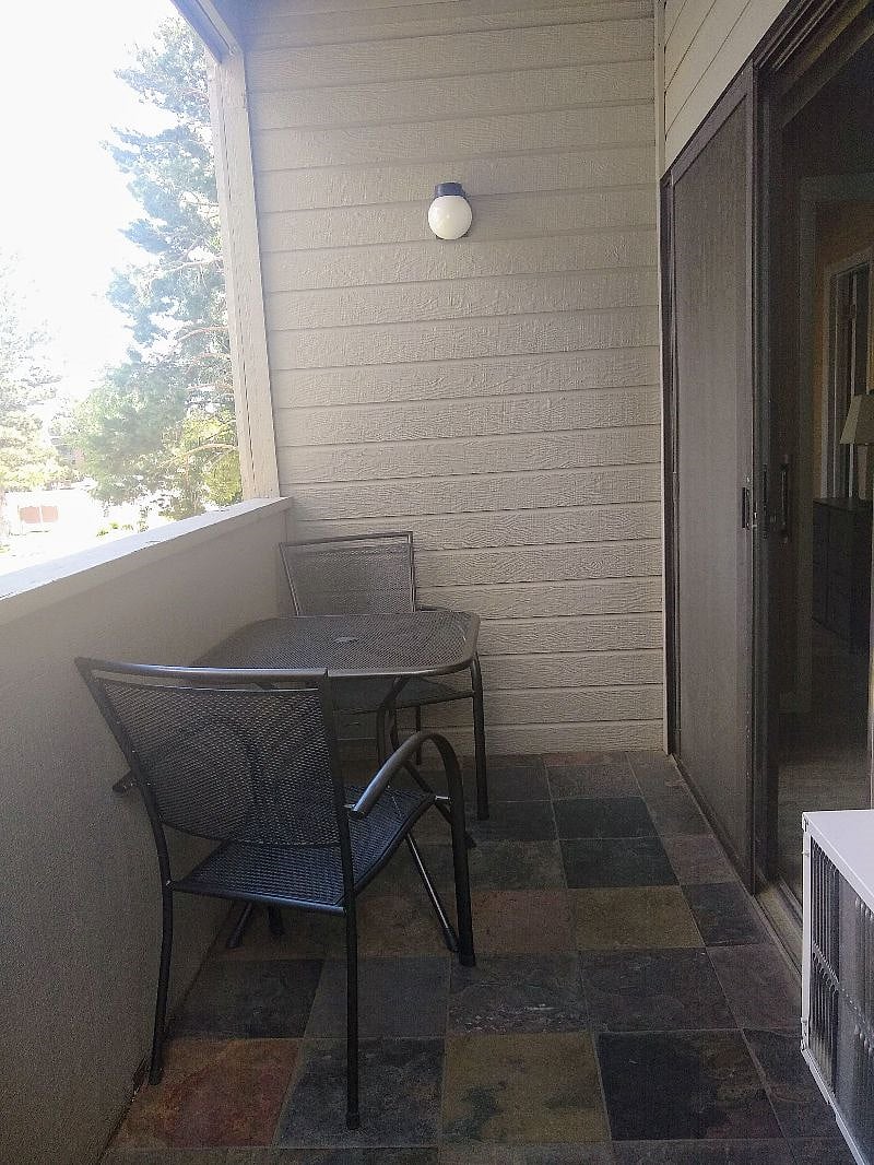 Balcony area