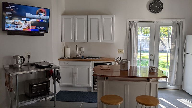 Furnished Finder property 330379_1 photo 5