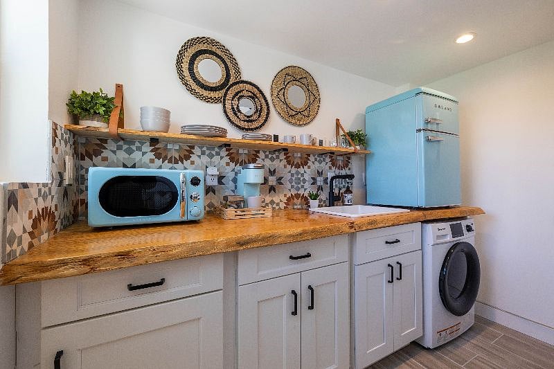 Furnished Finder property 330433_1 photo 10
