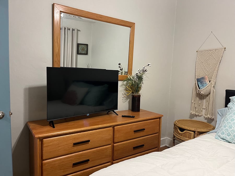 Smart tv in Queen bedroom