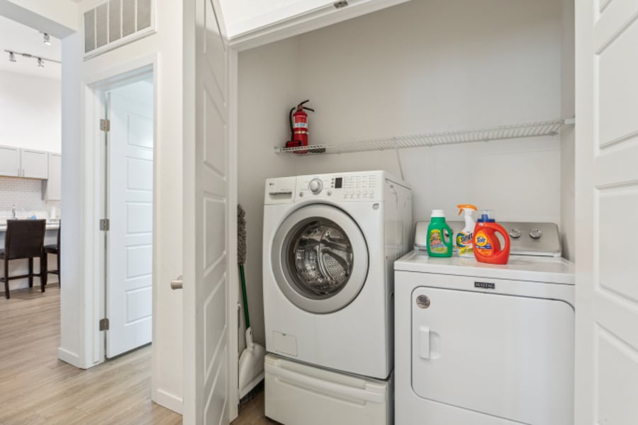 Furnished Finder property 330573_1 photo 6