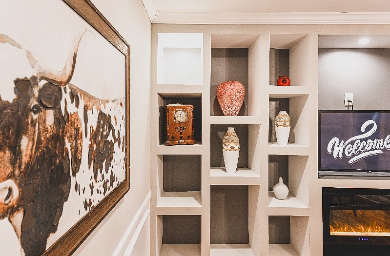 Built in shelving love this space