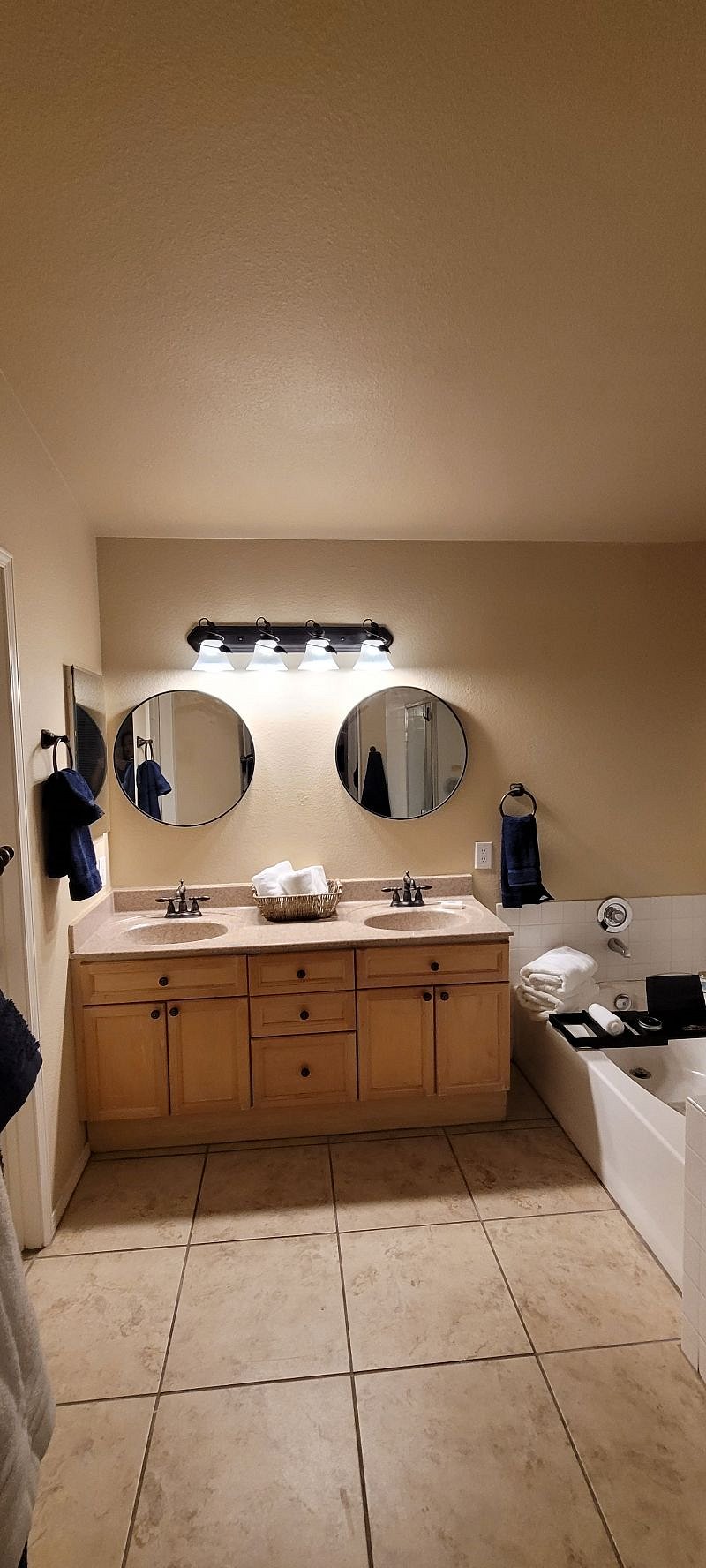 Furnished Finder property 330629_1 photo 28