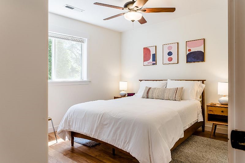 Upstairs bedroom
with queen memory foam bed