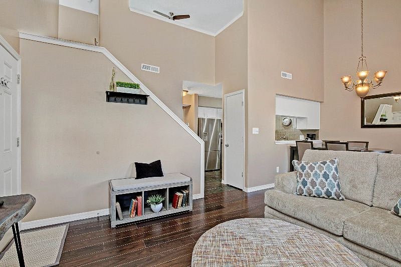 Furnished Finder property 330702_1 photo 3