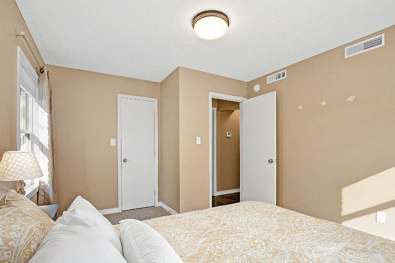 Furnished Finder property 330702_1 photo 9