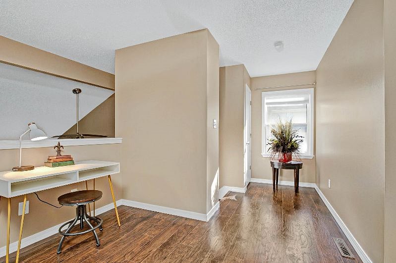 Furnished Finder property 330702_1 photo 11