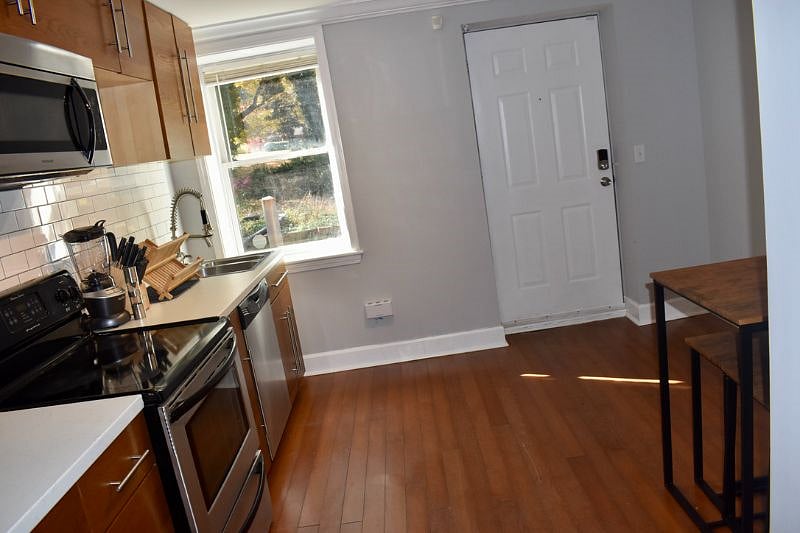 Furnished Finder property 330711_1 photo 3