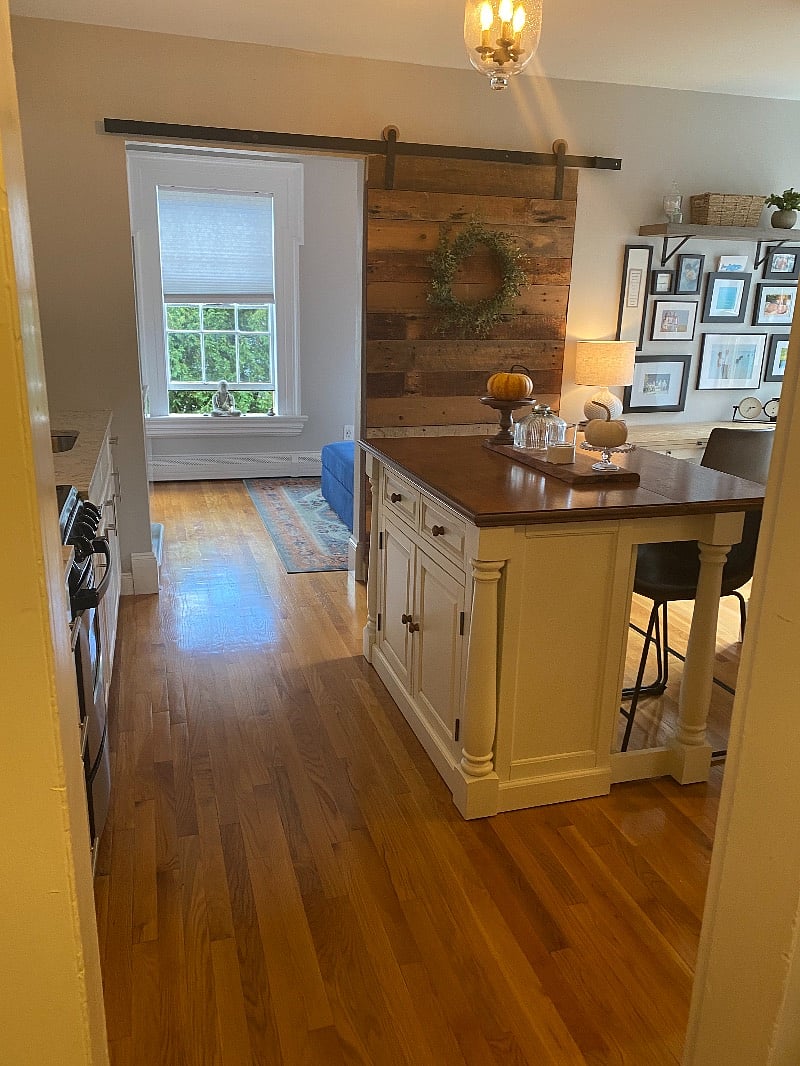 Furnished Finder property 330852_1 photo 3