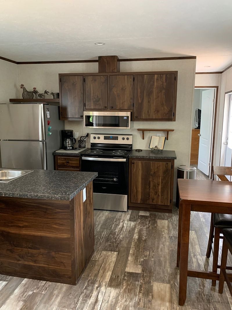 Furnished Finder property 330871_1 photo 5